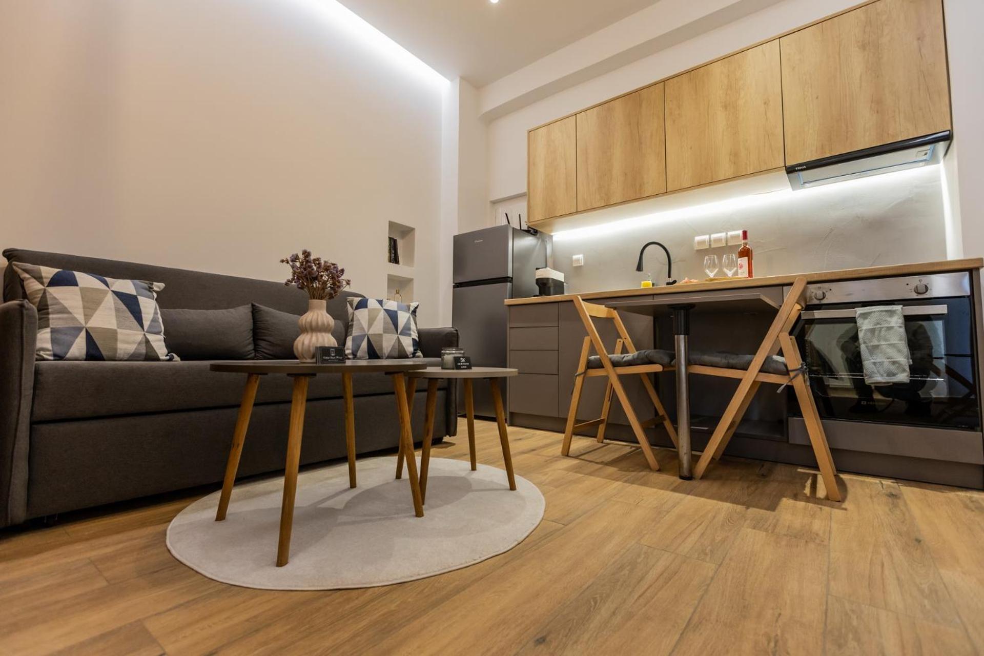 Calma Guest House Nafpaktos エクステリア 写真